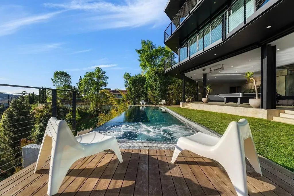 Luxurious Glass Mansion With Pool, Jacuzzi, Sauna Los Angeles