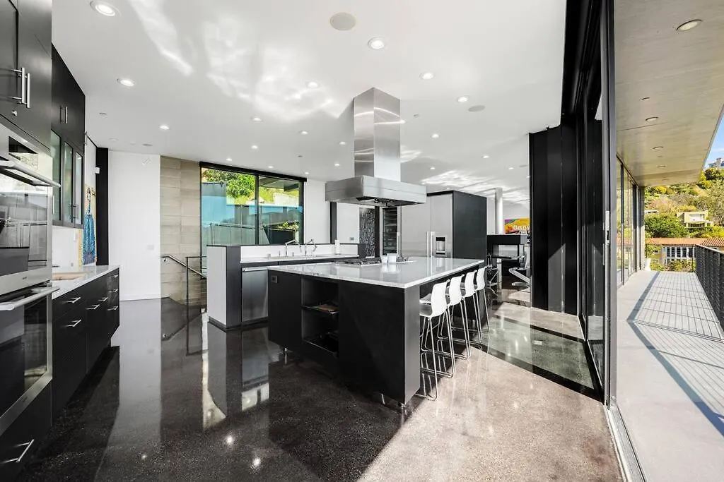 Luxurious Glass Mansion With Pool, Jacuzzi, Sauna Los Angeles 0*,