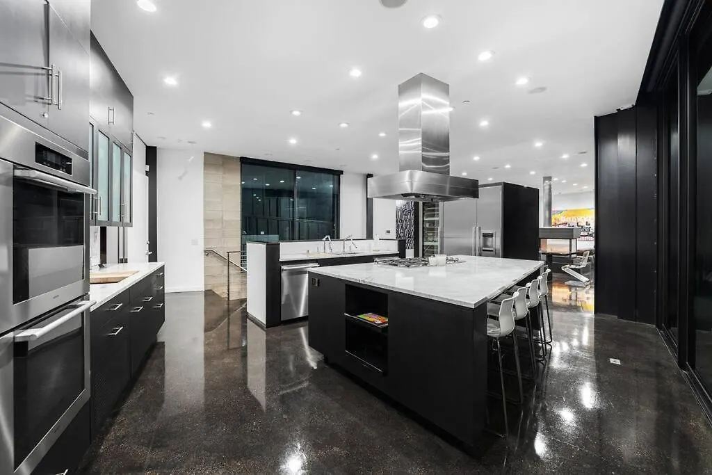 Luxurious Glass Mansion With Pool, Jacuzzi, Sauna Los Angeles 0*,  United States