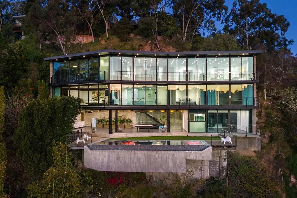 Villa Luxurious Glass Mansion With Pool, Jacuzzi, Sauna Los Angeles United States