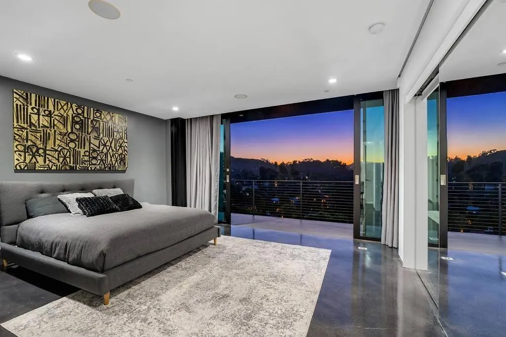 Luxurious Glass Mansion With Pool, Jacuzzi, Sauna Los Angeles