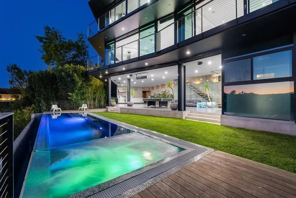 Luxurious Glass Mansion With Pool, Jacuzzi, Sauna Los Angeles