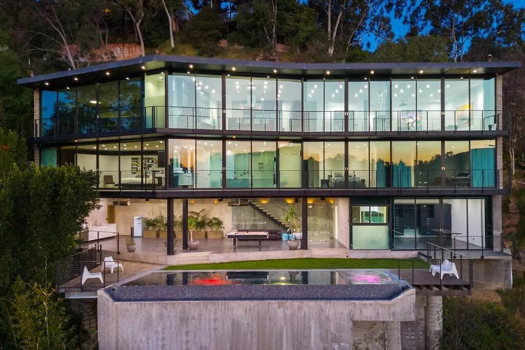 Luxurious Glass Mansion With Pool, Jacuzzi, Sauna Los Angeles